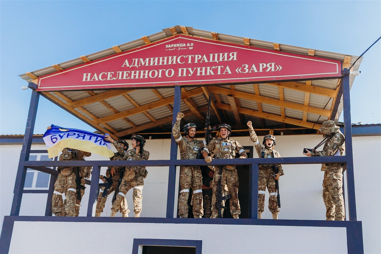 Фото «Зарницы 2.0»: Движение цепочкой по полевой дороге — №234