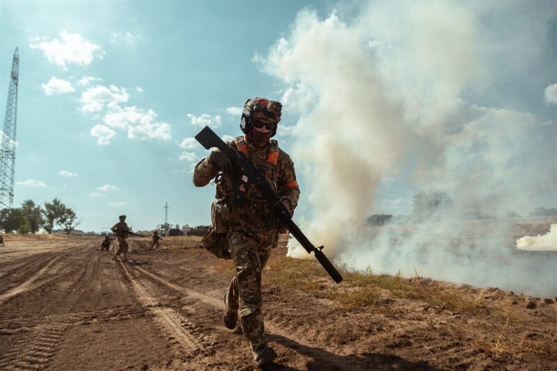 «Зарница 2.0»: Групповой портрет отряда на полигоне — №313