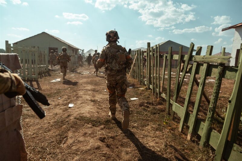 Фото «Зарницы 2.0»: Наблюдение с возвышенности полигона — №396