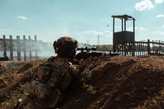 Лагерь «Авангард», лазертаг: Бег с тагером по песчаной тропе «Авангарда» — №406