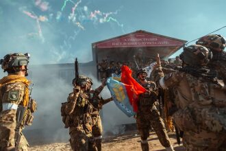 LASERWAR на «Зарнице 2.0»: Динамичный манёвр группы LASERWAR — №500
