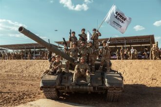 Фото «Зарницы 2.0»: Наблюдение с возвышенности полигона — №516