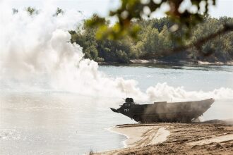 Фото «Зарницы 2.0»: Движение цепочкой по полевой дороге — №594
