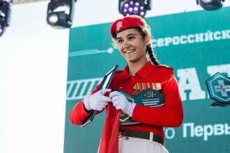 Турнир «Зарницы 2.0» LASERWAR: фотофиксация момента «Зарницы 2.0» во время миссии лазертага