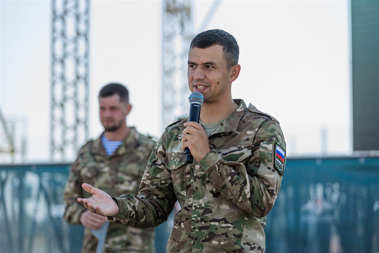 «Зарница 2.0»: оборона у укрытия на лазертаг-полигоне на «Зарнице 2.0»