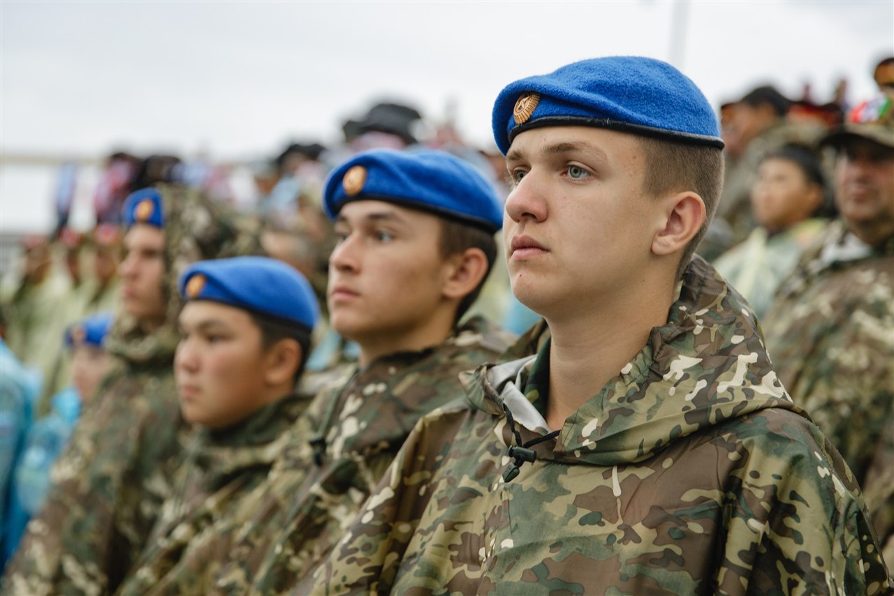 Фото «Зарницы 2.0»: Тактическая стойка на склоне песчаного поля — №174