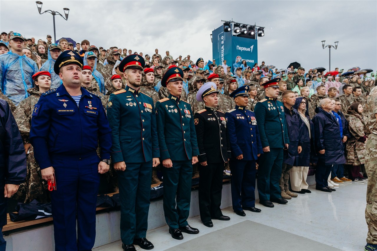 Фото «Зарницы 2.0»: Движение цепочкой по полевой дороге — №234