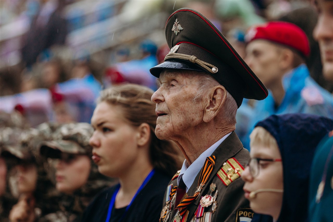 Лагерь «Авангард», лазертаг: Выход отряда на старт миссии «Зарницы» — №244