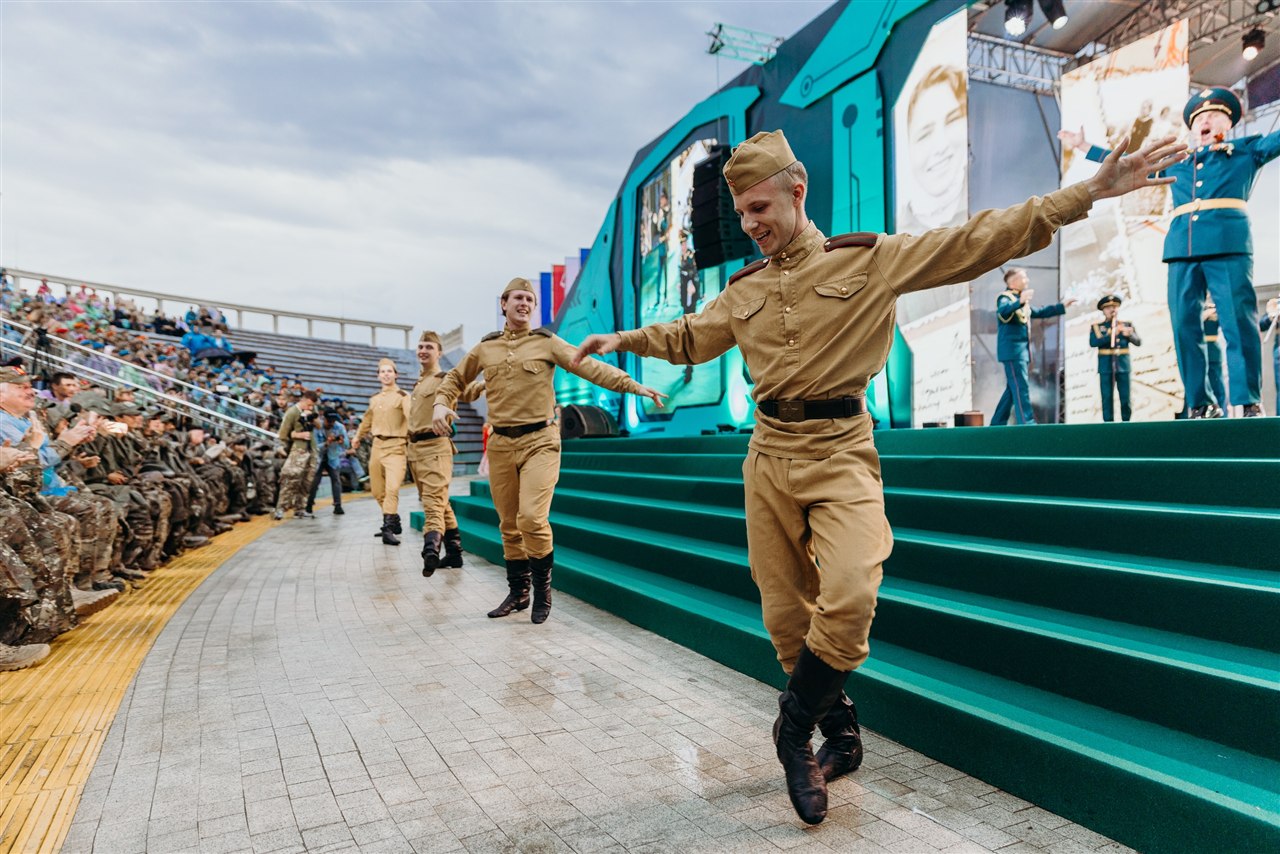 Лагерь «Авангард», лазертаг: Связка напарников на маршруте «Зарницы» — №268