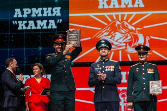 Турнир «Зарницы 2.0» LASERWAR: Ряд тактических шлемов в построении — №545