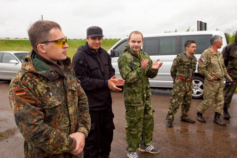 Команда LASERWAR в ожидании инструктажа