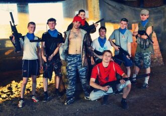 LASERWAR: команда готова к жаркой схватке.