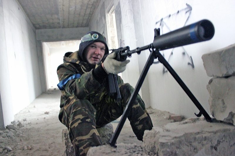 В прицеле: игрок LASERWAR в камуфляже