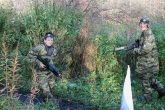 Улыбка юного бойца LASERWAR в камуфляже