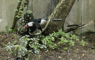 LASERWAR: бой в засаде у дерева