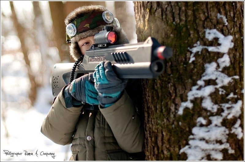 LASERWAR: зимняя засада у ствола дерева