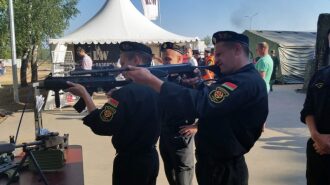 Прицеливание: бойцы LASERWAR на выставке