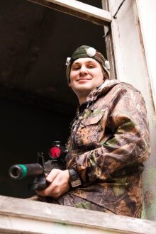 На страже победы: боец LASERWAR с прицелом