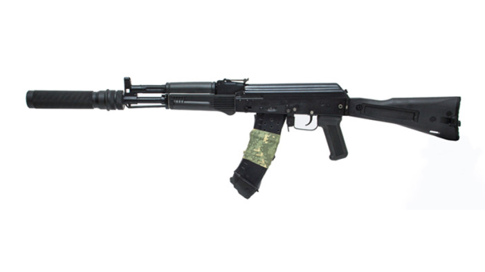 АК-105 со сдвоенным магазином и складывающимся прикладом